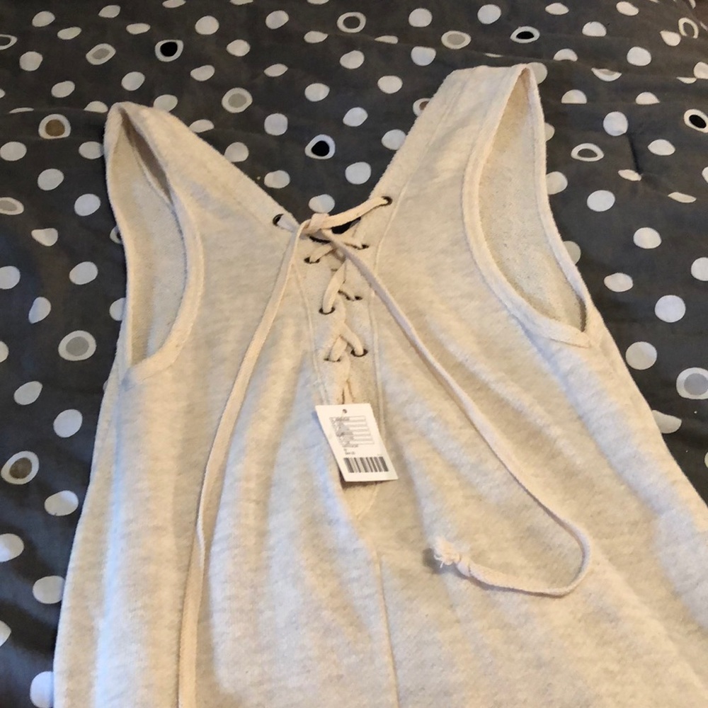 tank top - Picture 4 of 5